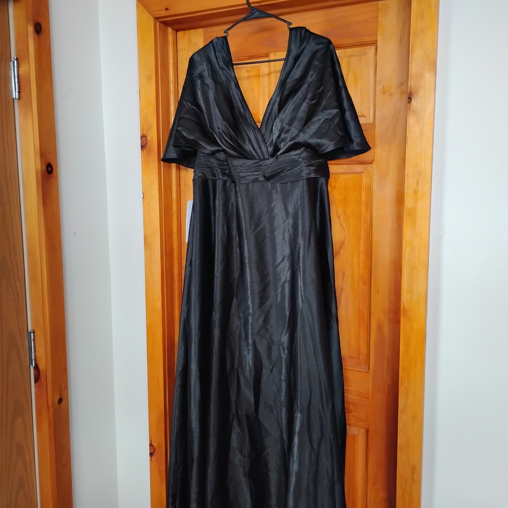 Azazie Elegant Black Backless Gown